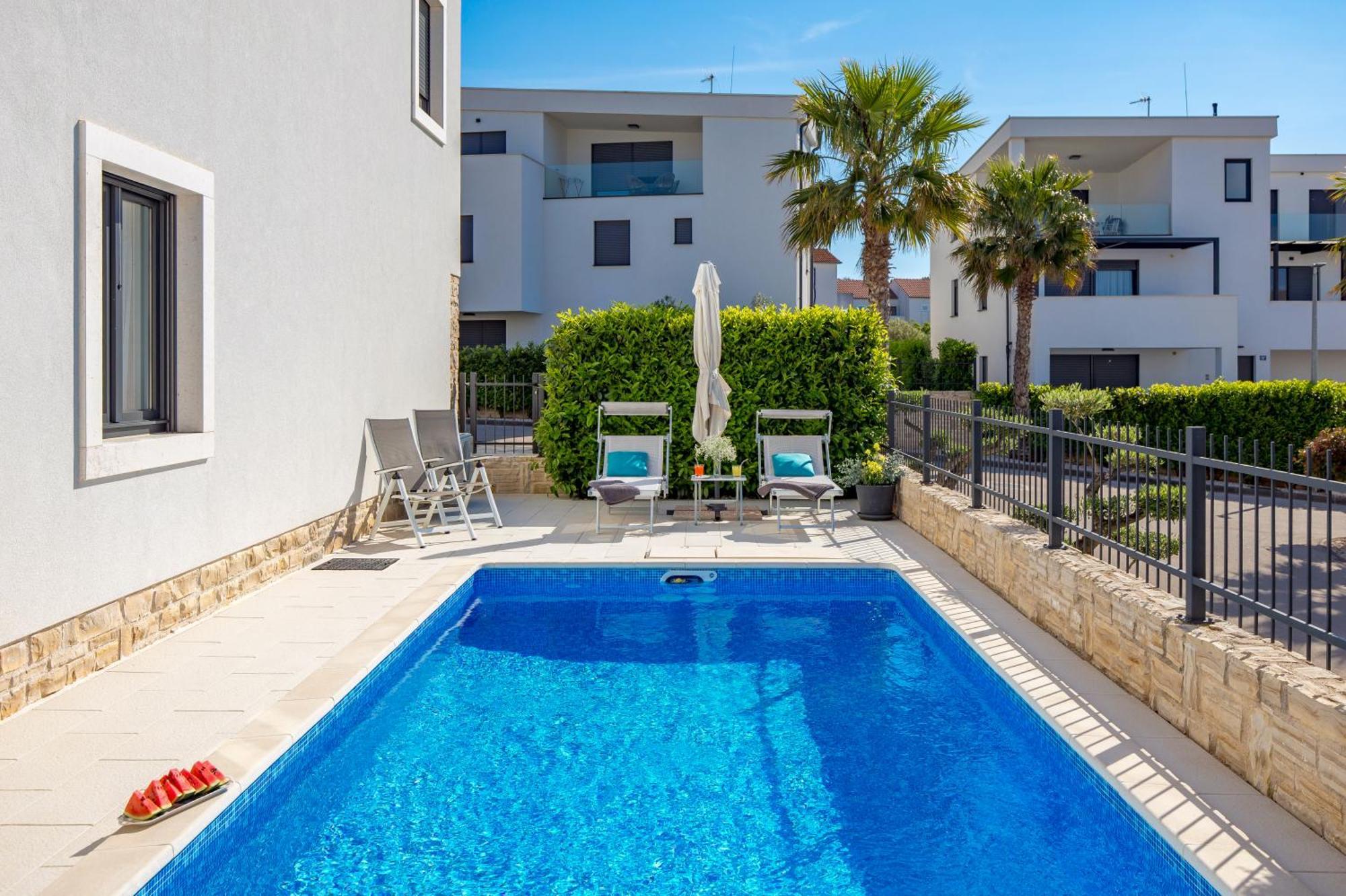 Luxury Apartment Hyperion With Private Pool And Garden Murter Exterior photo