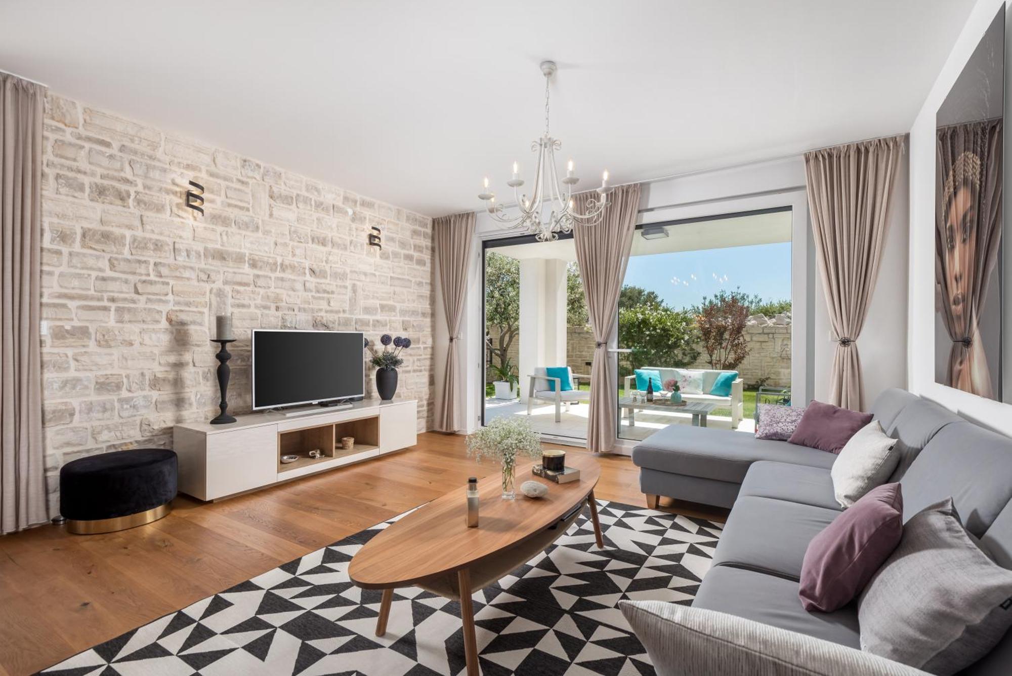 Luxury Apartment Hyperion With Private Pool And Garden Murter Exterior photo