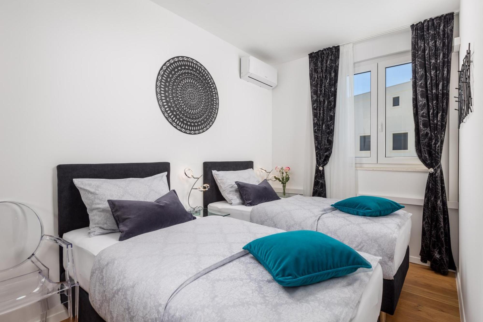 Luxury Apartment Hyperion With Private Pool And Garden Murter Exterior photo