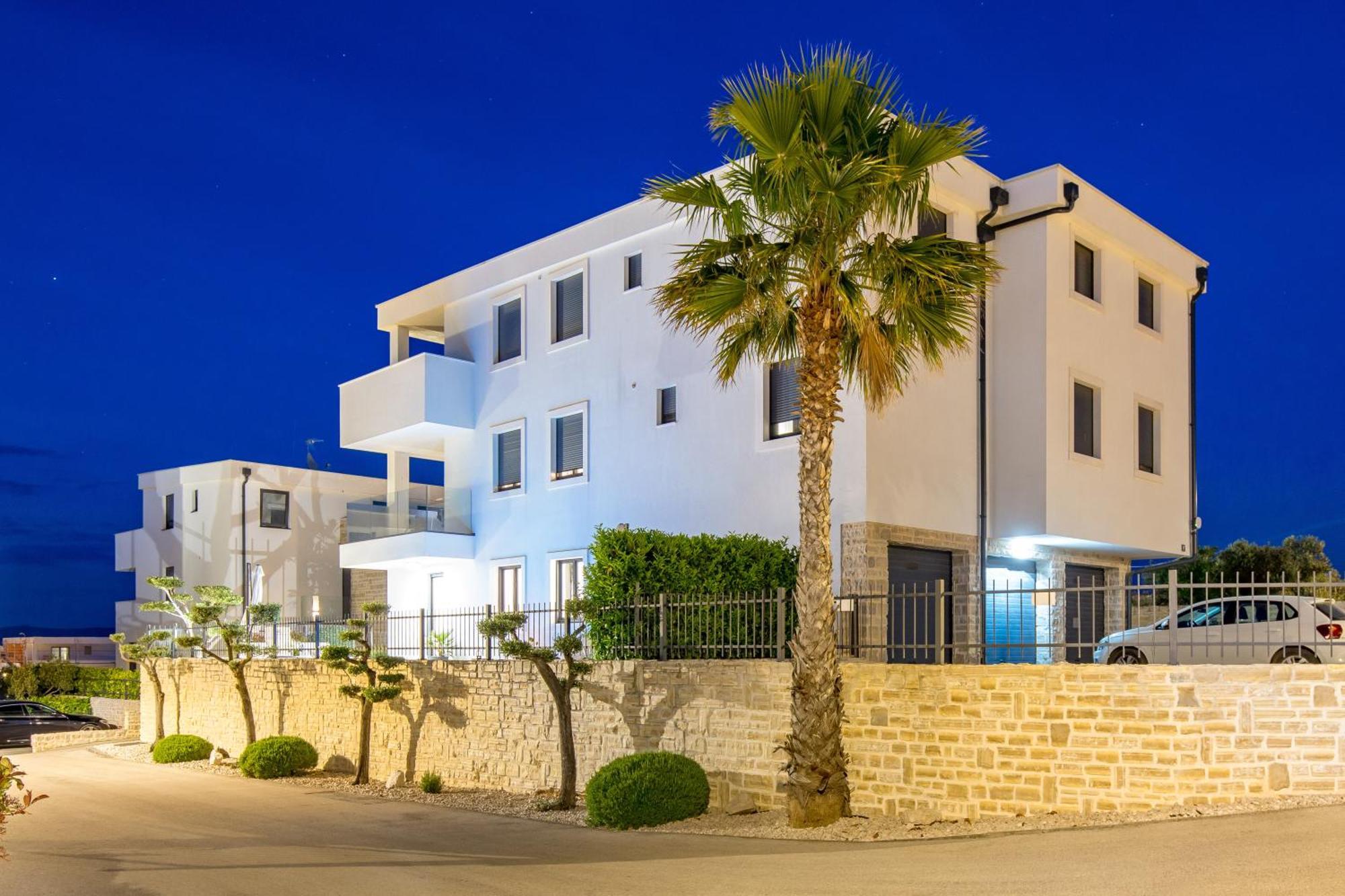 Luxury Apartment Hyperion With Private Pool And Garden Murter Exterior photo