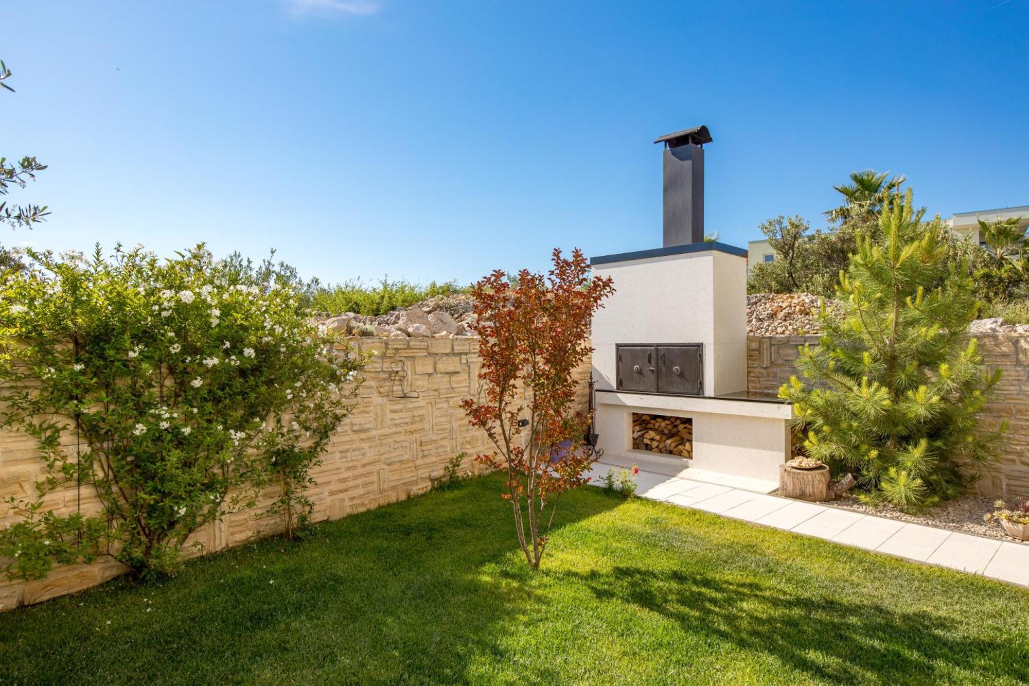 Luxury Apartment Hyperion With Private Pool And Garden Murter Exterior photo