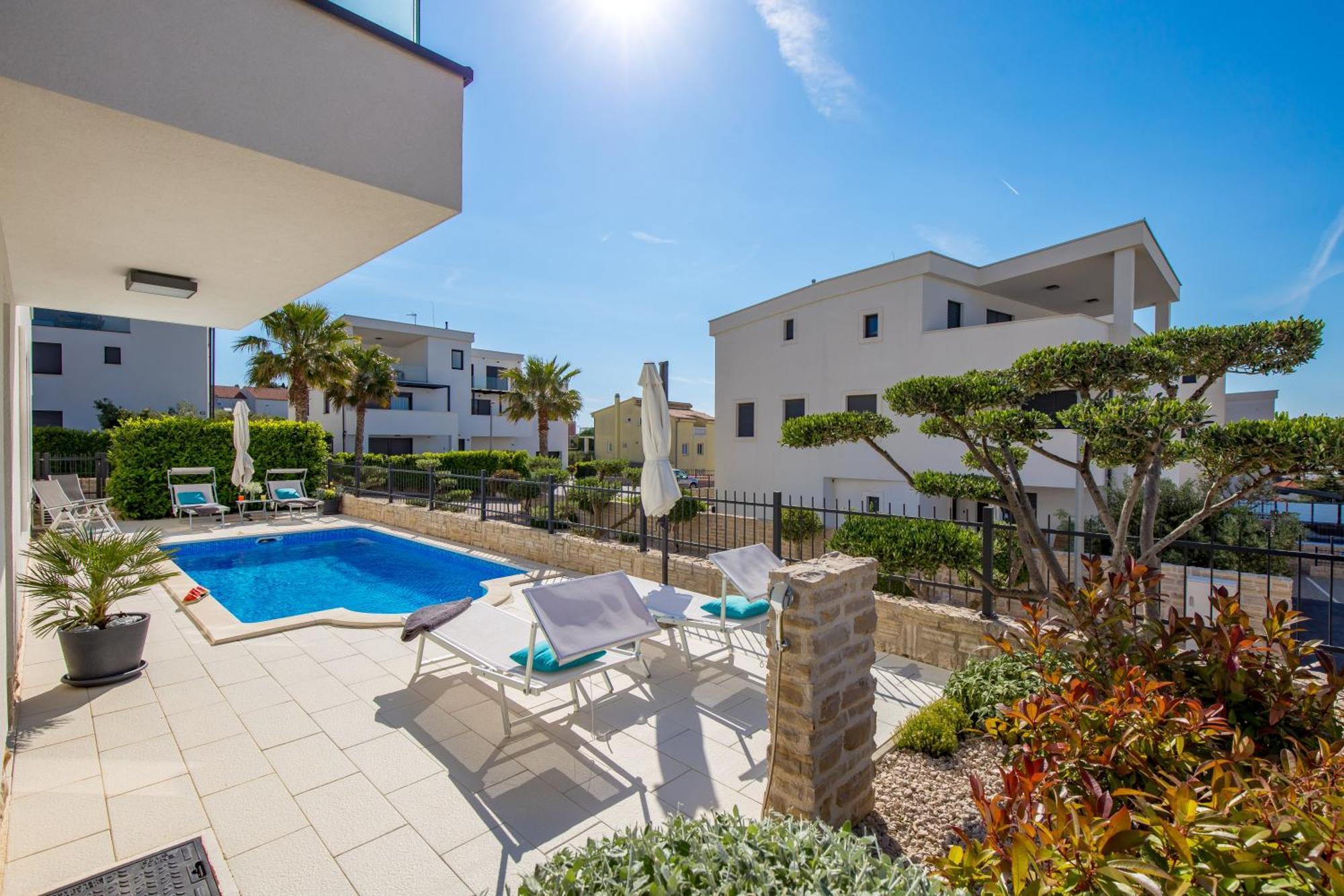 Luxury Apartment Hyperion With Private Pool And Garden Murter Exterior photo